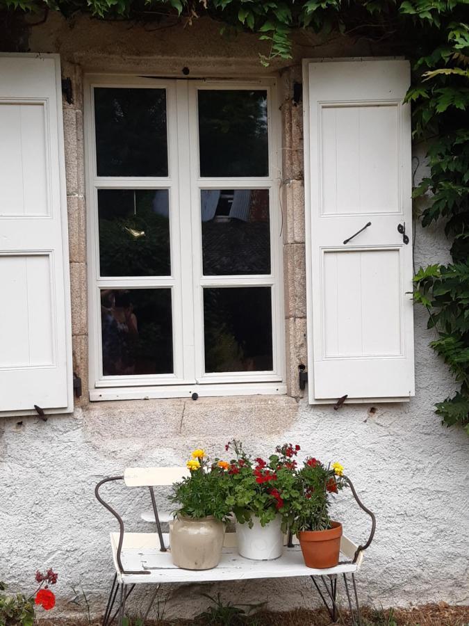 Bed and Breakfast Chez Mialaret Tourniac Exterior foto